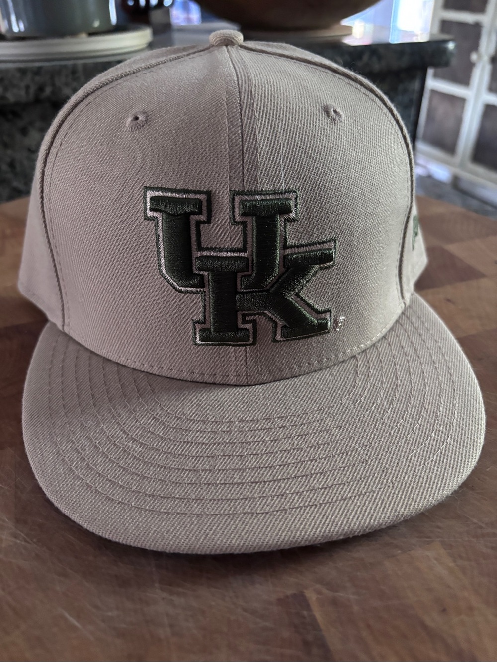 UK Logo Fitted Baseball Cap Tan & Green (Camo Colors) SZ - 7 5/8